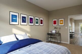 theone-annarbor-bed-room-desk theone-annarbor-bed-room-desk