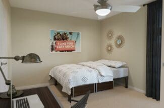 theone-annarbor-bedroom-desk theone-annarbor-bedroom-desk